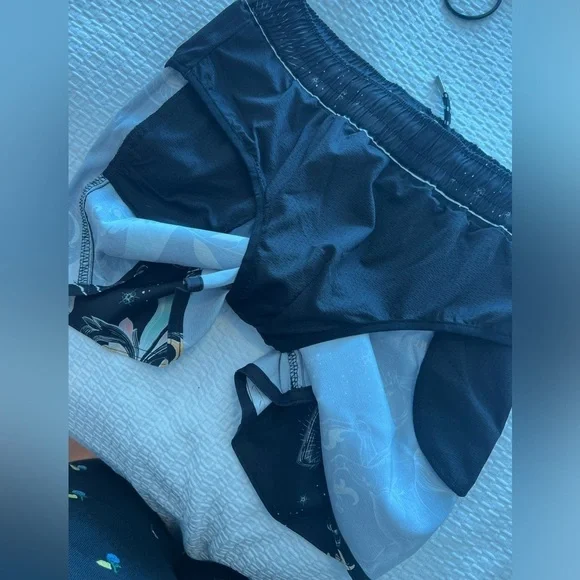 AGUA BENDITA BOYS SWIM SHORTS NICK MARE NWT - Picture 16 of 16